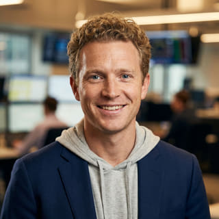 Ryan Brooks, Analista Principal de Trading na Nexo Investeira AI, em imagem de perfil